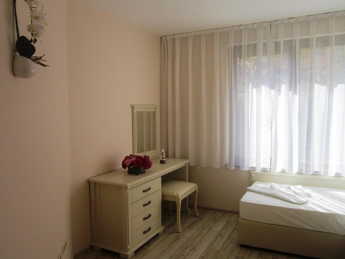 Aparthotel Artur Sweti Wlas Exterior foto
